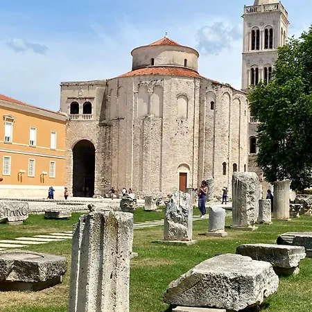 Διαμέρισμα Poluotok 2