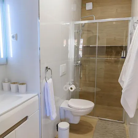 Poluotok 2 Apartment Zadar