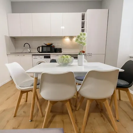 Poluotok 2 Apartment