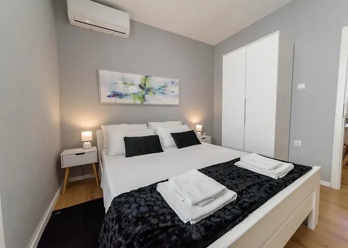 Apartment Poluotok 2